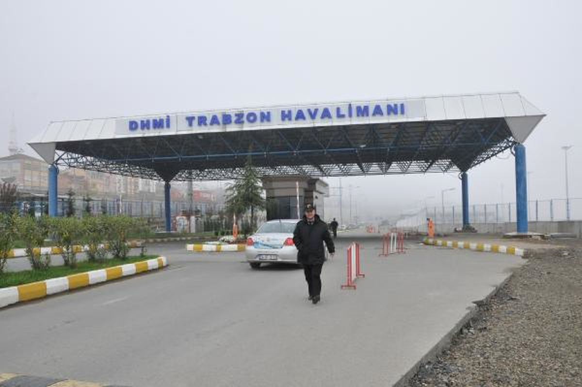 Trabzon\'da Yoğun Sis Hava ve Deniz Ulaşımını Etkiledi