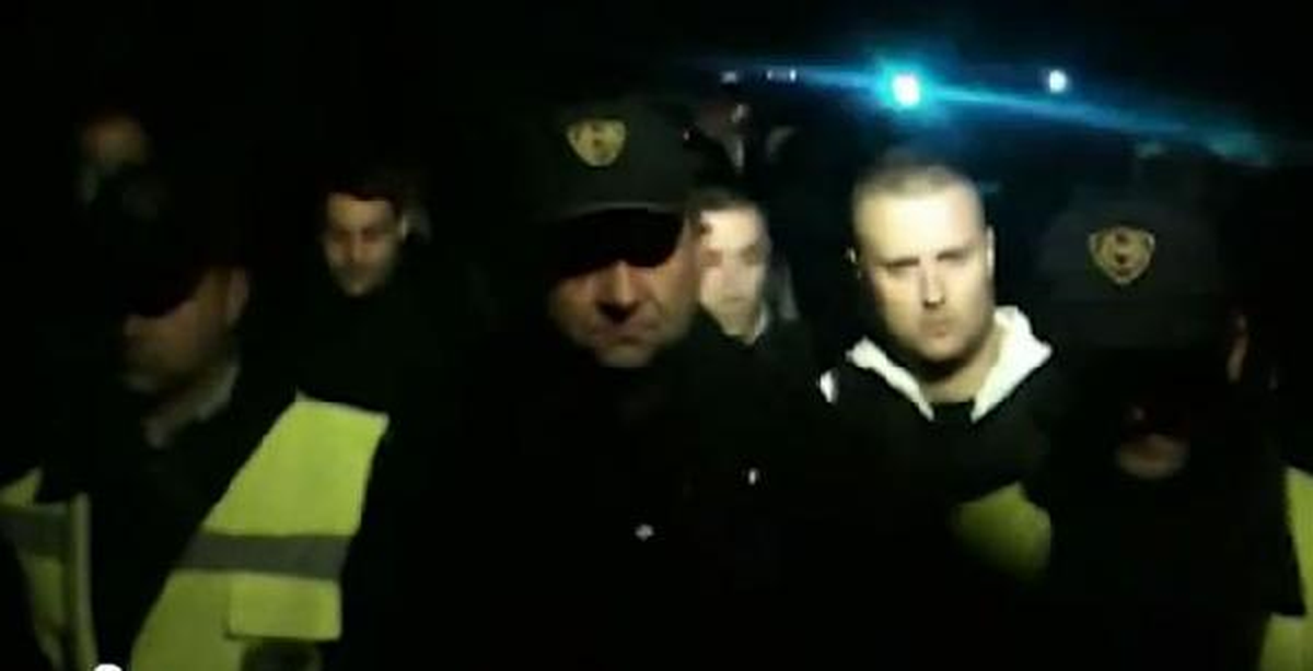 Üsküp\'te 5 Kişi Öldürüldü
