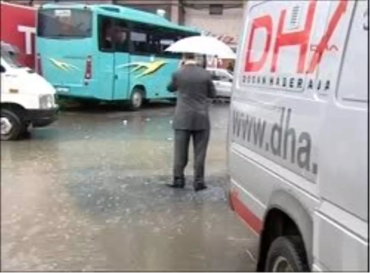 BJK-GS Maçına Yağmur Engeli