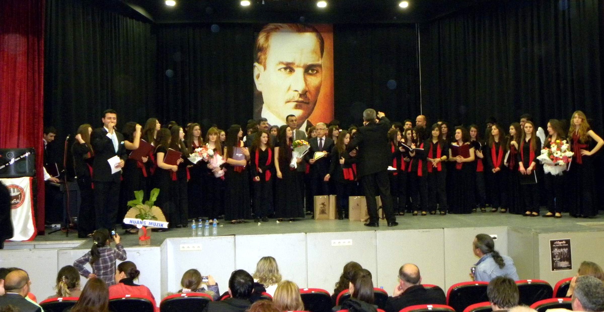 Güzel Sanatlar Lisesi'nden Dayanışma Konseri