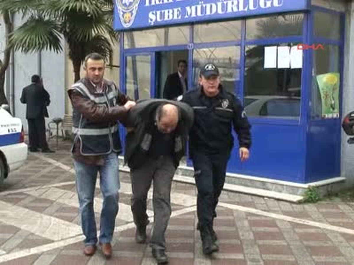 Silah ve İşkence Zoruyla Fuhuşa Zorlayan 13 Kişi Gözaltında