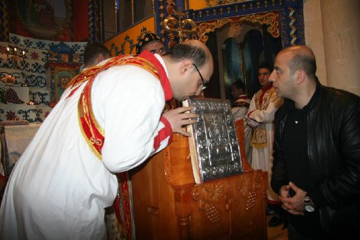 Adıyaman\'da Paskalya Ayini