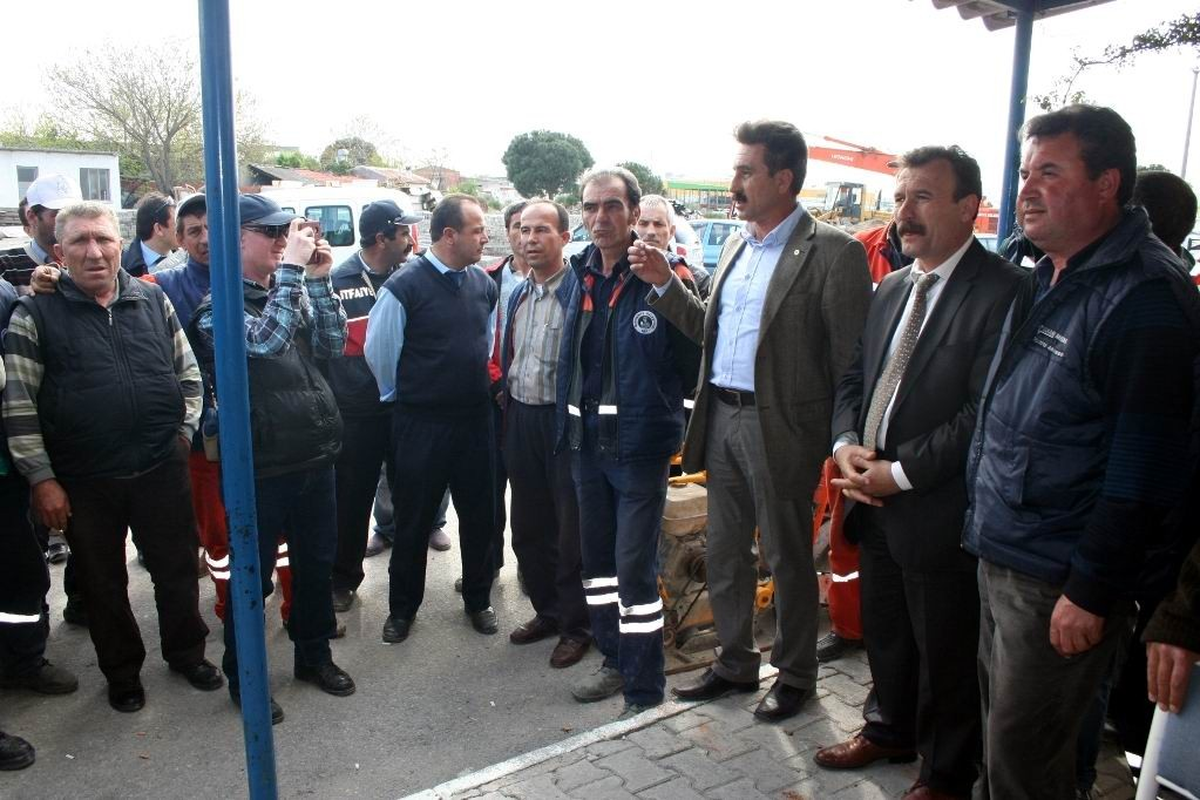 Belediye İşçilerinin Sözleşme Tepkisi
