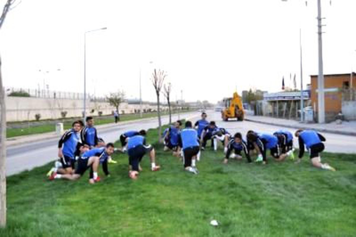 Bursa Nilüferspor, Batman\'da Orta Refüjde İdman Yaptı