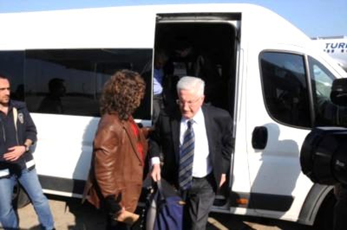'Çevik Bir'in Gözaltına Alınmasını İnandırıcı Bulmuyorum'