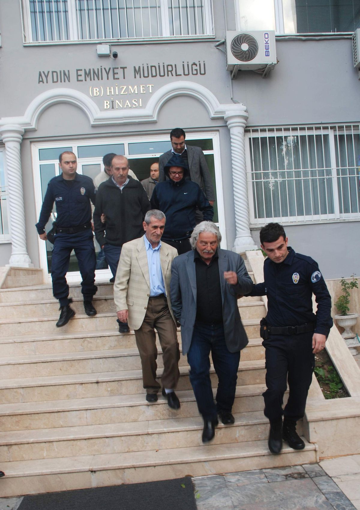 İhale Operasyonu Zanlıları Adliye\'de