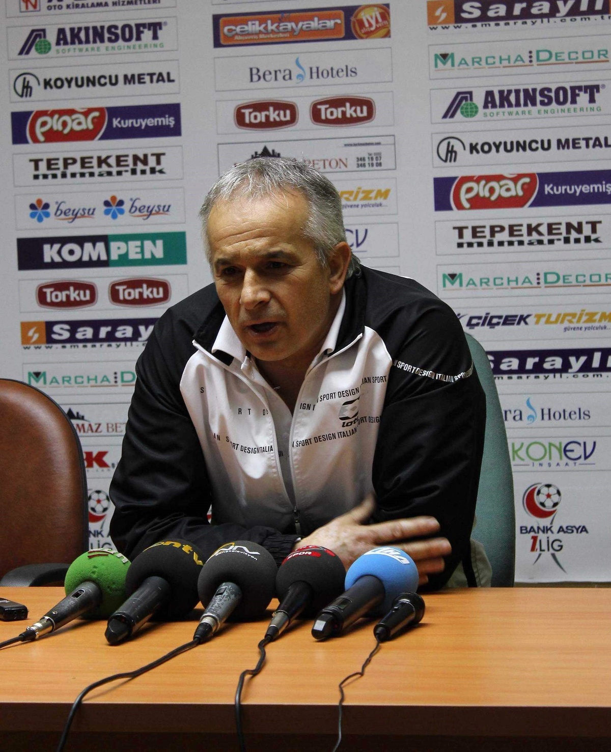 Konyaspor, Kader Maçından 1 Puanla Ayrıldı