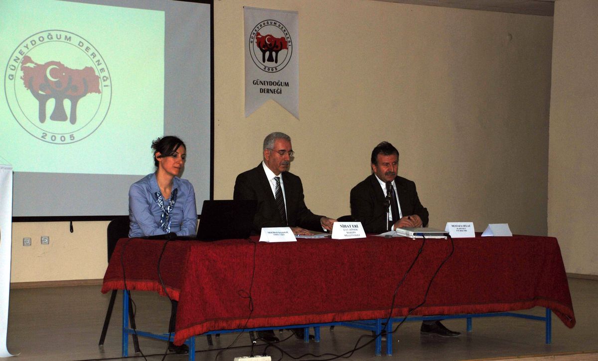 Midyat\'ta \'Midyat ve Kalkınma\' Konulu Panel Gerçekleşti