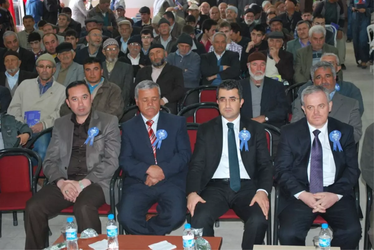 Pazarlar'da 'Kardeşlik Ruhunun Fert ve Topluma Kazardırdıkları' Konferans