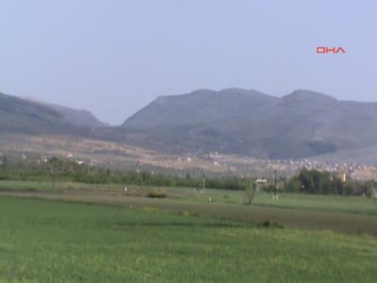 Reyhanlı\'da Bir Eve Mermi İsabet Etti