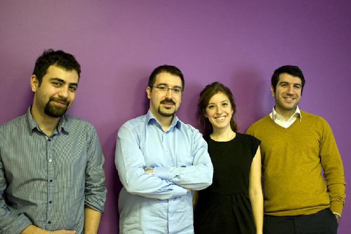 Yanıtsız Davetiyelere, İnternetten Çözüm