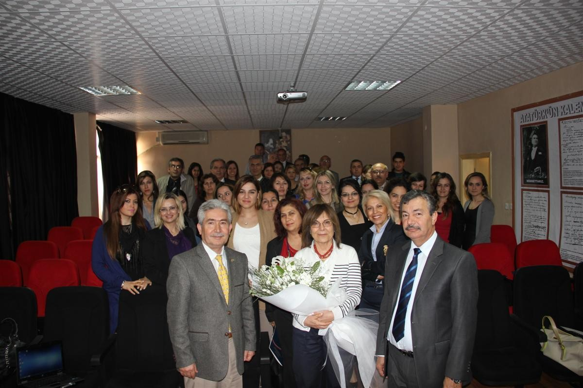 Akdeniz Koleji Öğretmenlerini de Eğitiyor