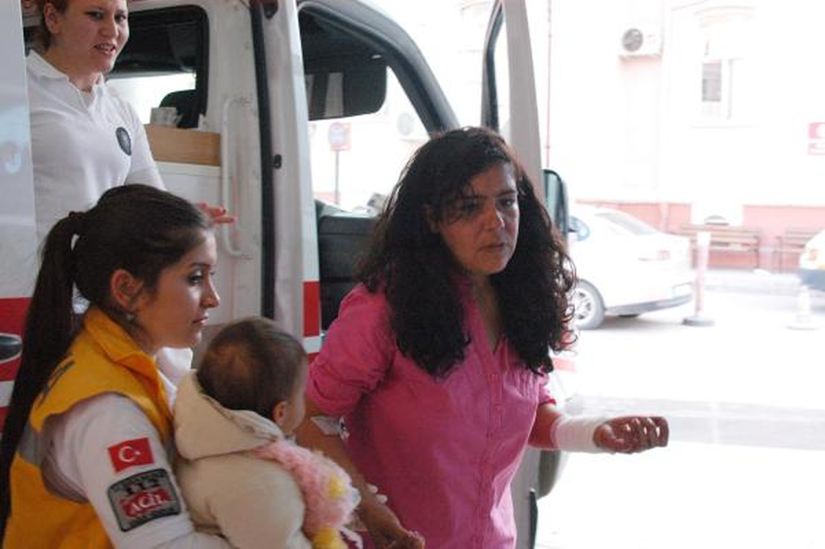 Eşini Başka Bir Kadınla Görünce...