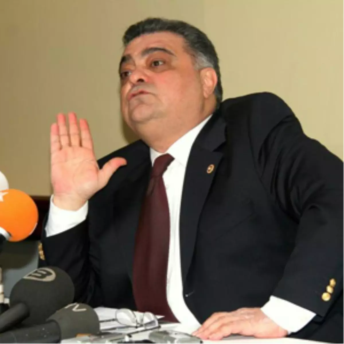 Babasının Ölümünü Değerlendiren Ahmet Özal : Bir Faul Olduğuna Kesin İnanıyorum