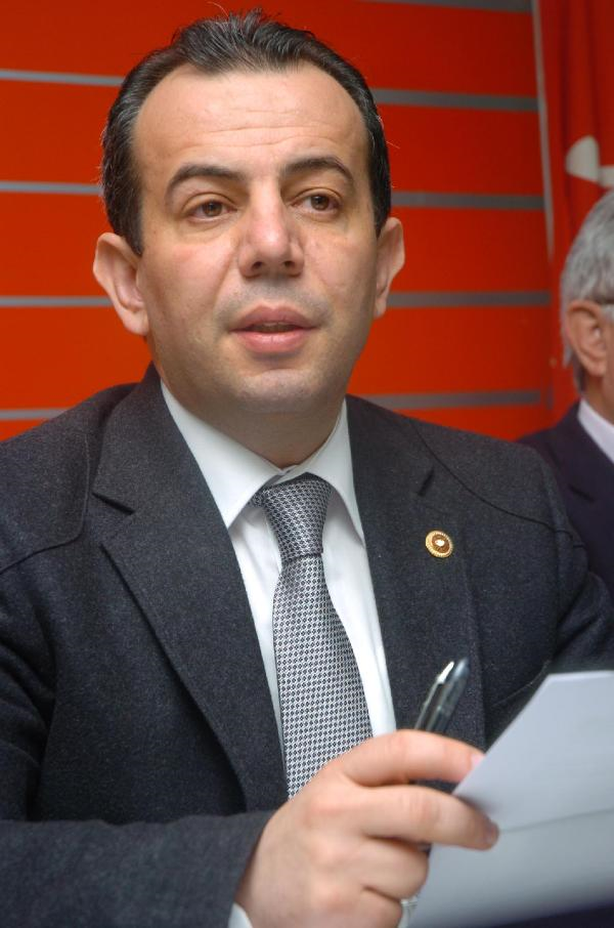 CHP'li Özcan; Boluspor'un Çok Hakkını Yediler, Peşini Bırakmayacağım