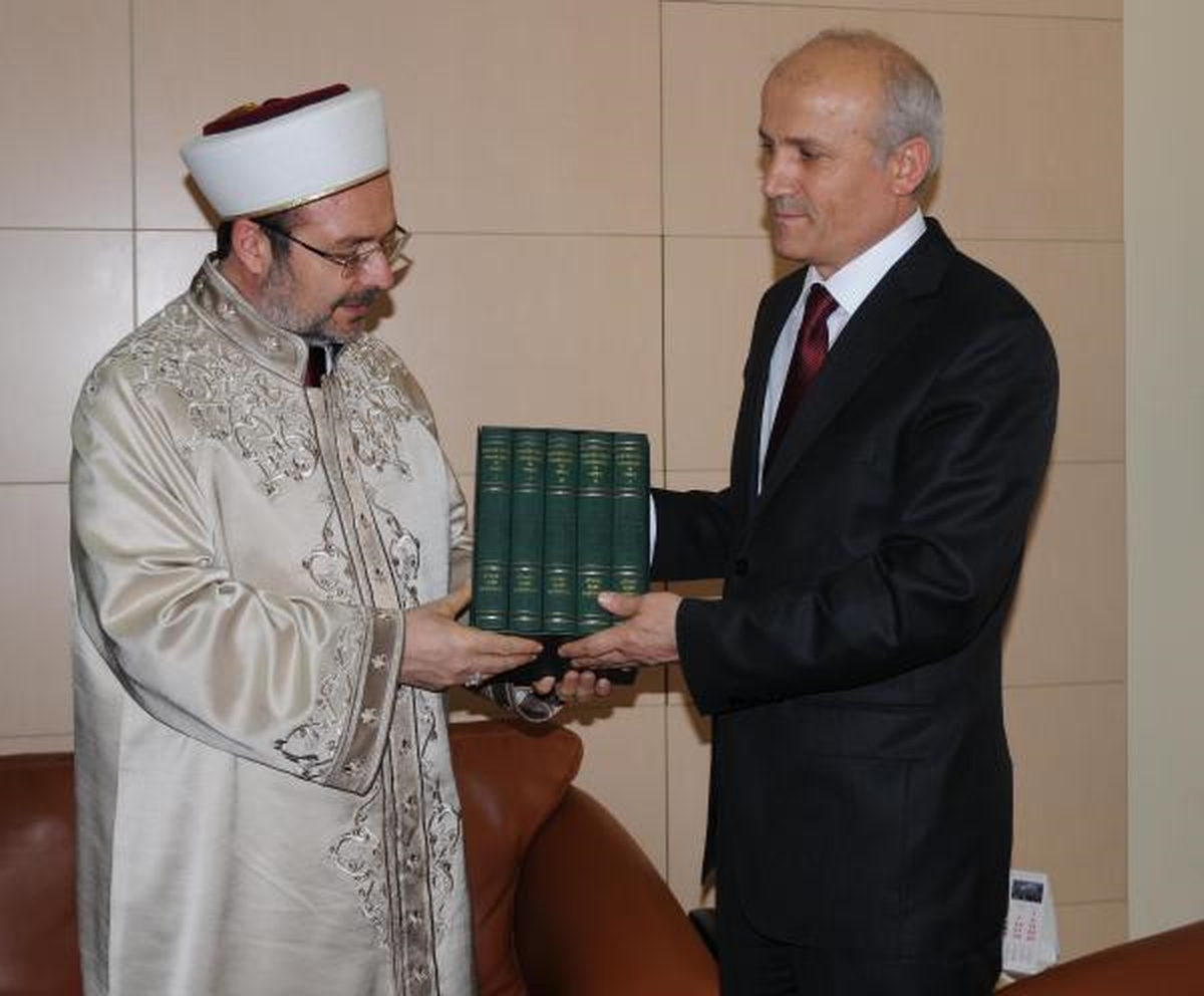 Diyanet İşleri Başkanı: Hac Başvurusu 1 Milyon 300 Bini Buldu