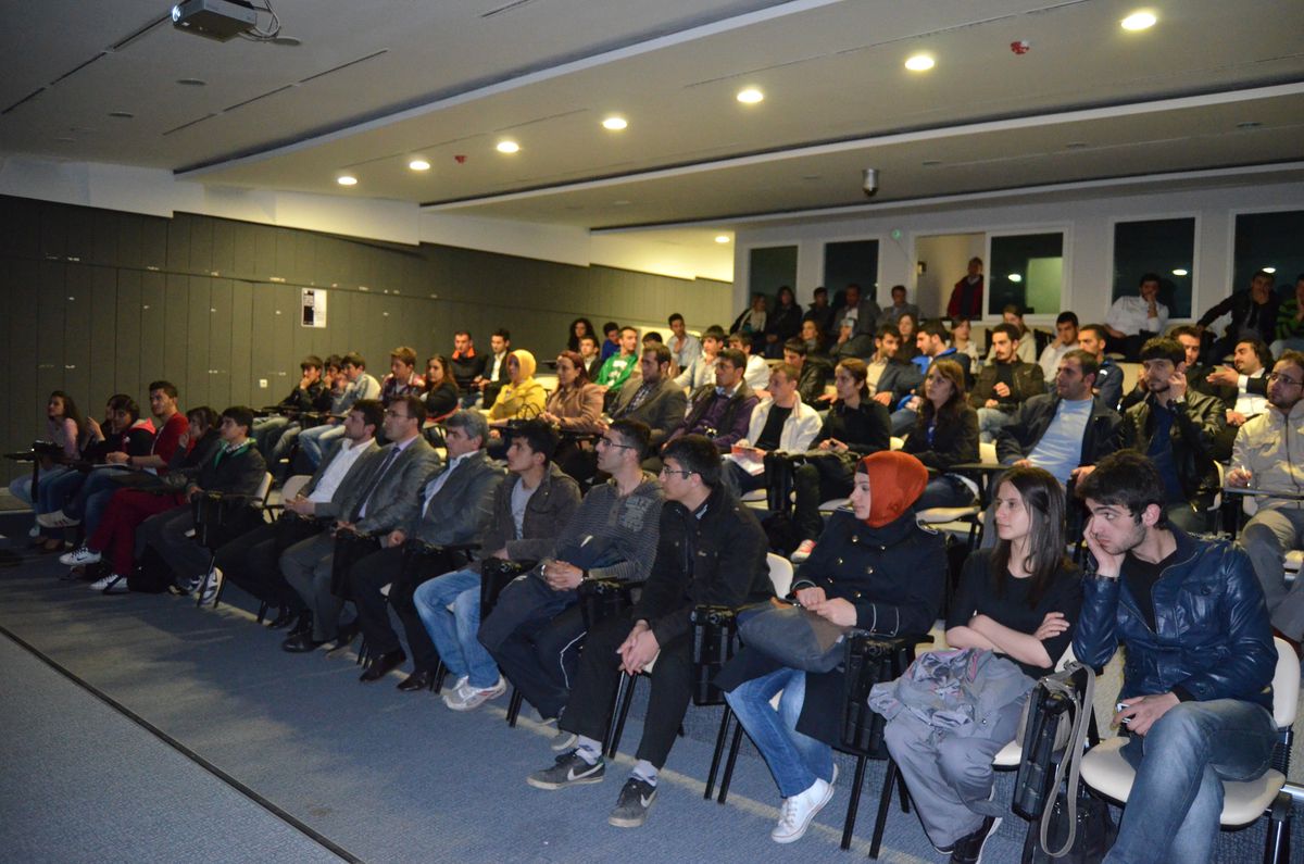 Gençlik ve Anayasa Toplantısı Yapıldı