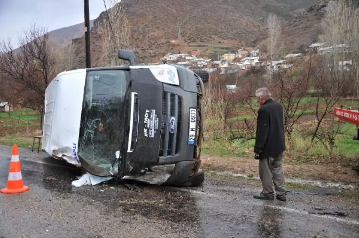 Gümüşhane\'de Trafik Kazası : 8 Yaralı