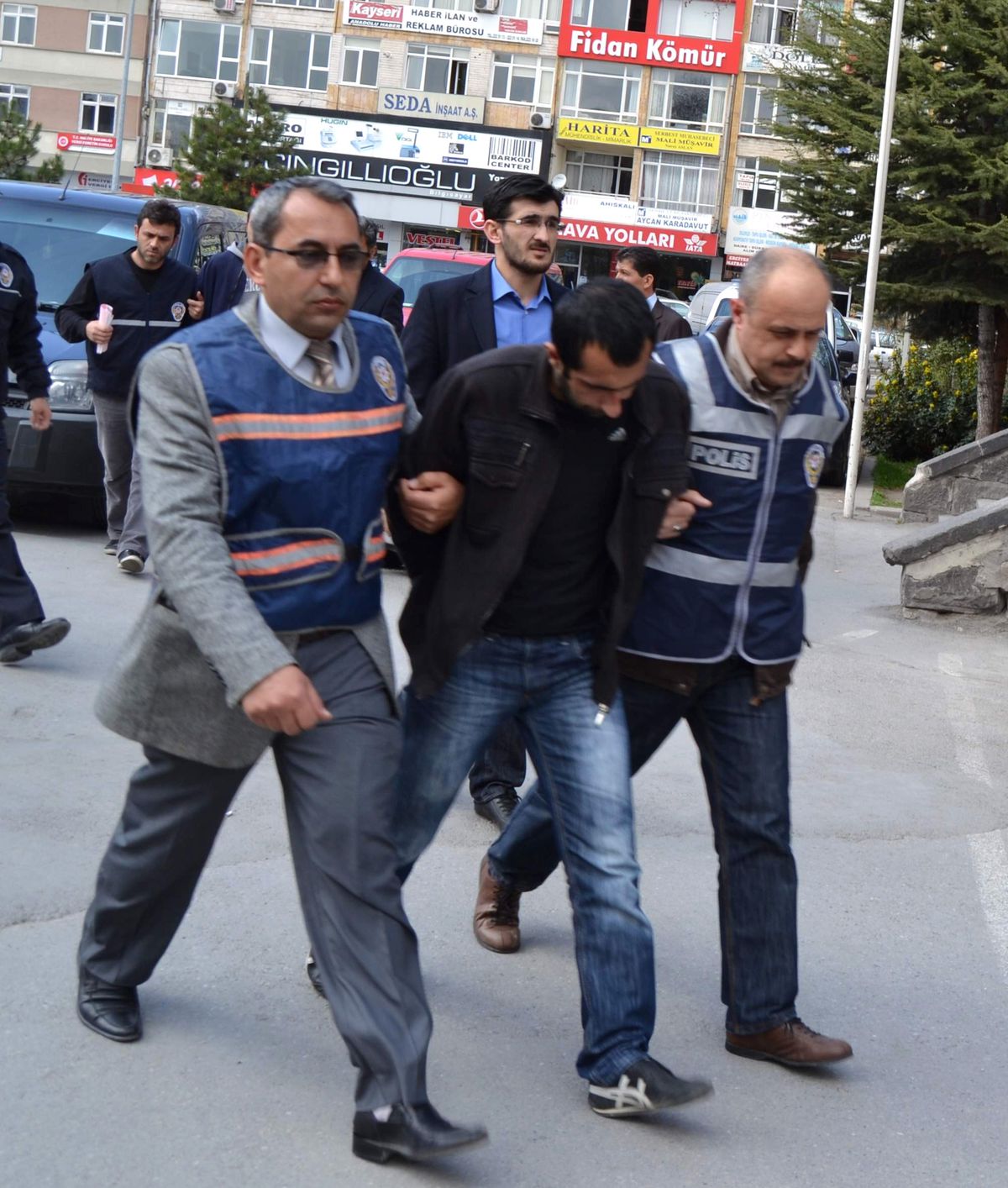 Katil Zanlıları Adliye'ye Çıkartıldı