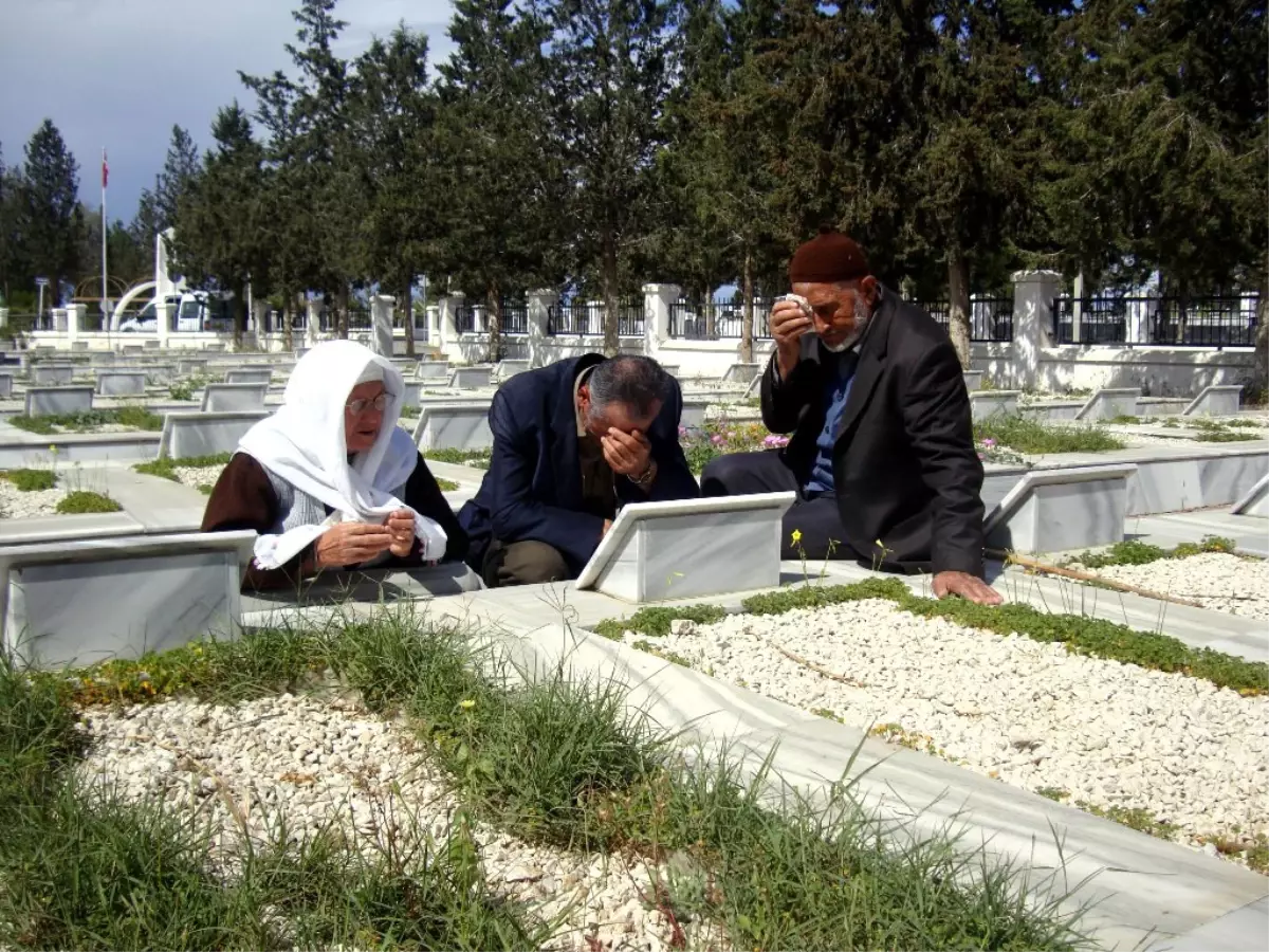 Kıbrıs Barış Harekatı'nda Şehit Olan Evlada 38 Yıl Sonra İlk Ziyaret