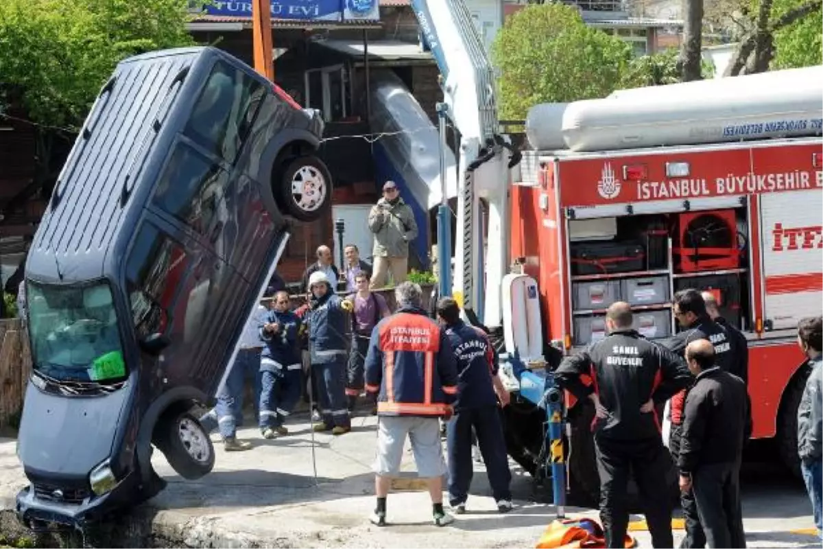 Kontağı Açınca Denize Uçtu