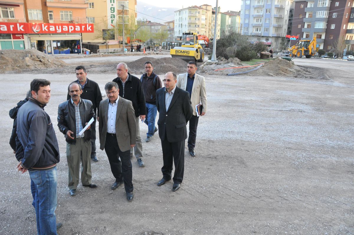 Niğde\'nin Caddeleri Asfaltlanıyor