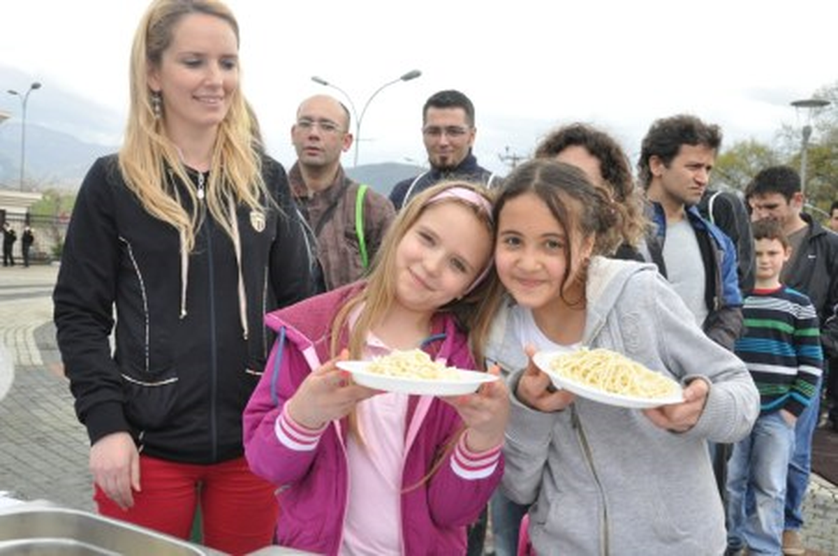 Osmangazi\'de Makarna Partisi