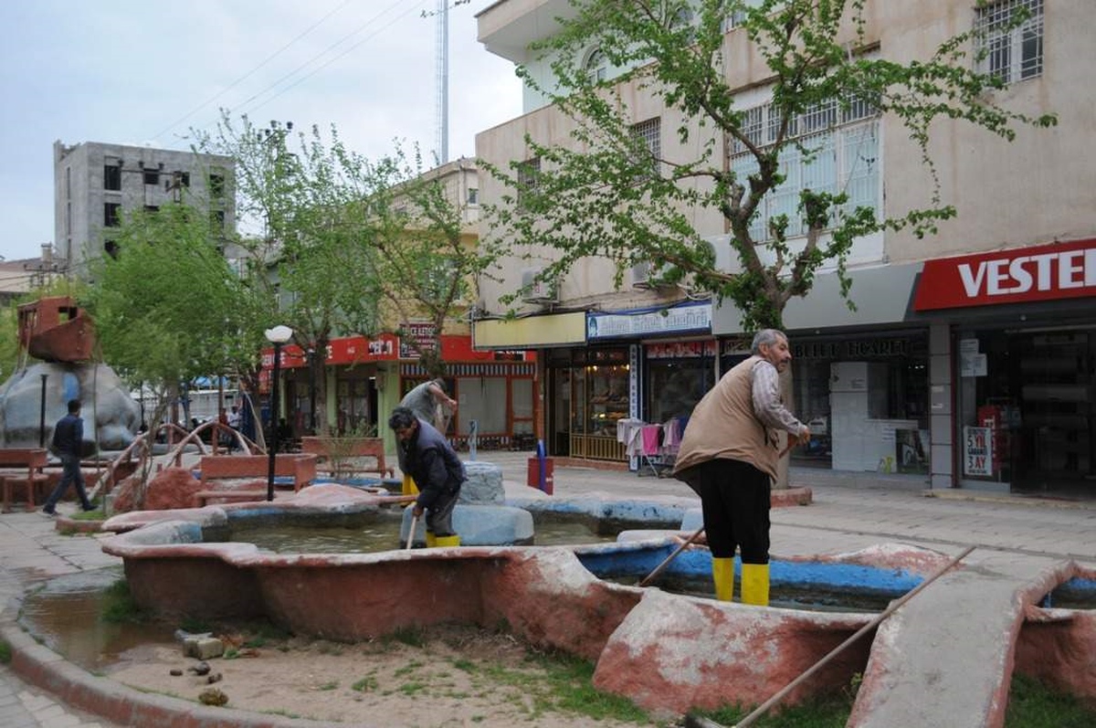 Silopi Sanat Sokağı\'nda Bahar Temizliği