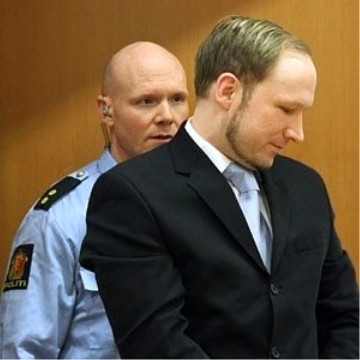 Terörist Breivik\'in Mahkemesi Yarın Başlıyor