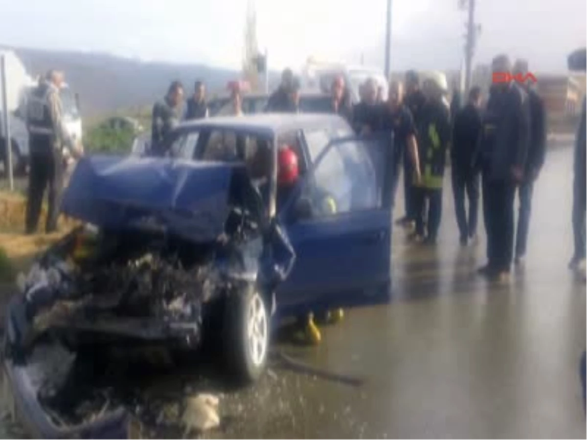 Tosya\'da 2 Ayrı Kazada 13 Kişi Yaralandı