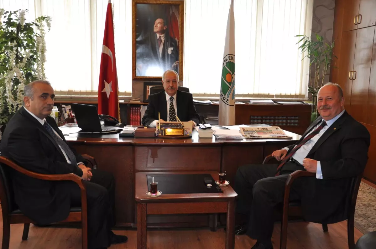 Turizm Müdürü Kasap\'dan, Zonguldak Belediye Başkanı Akdemir\'e Ziyaret