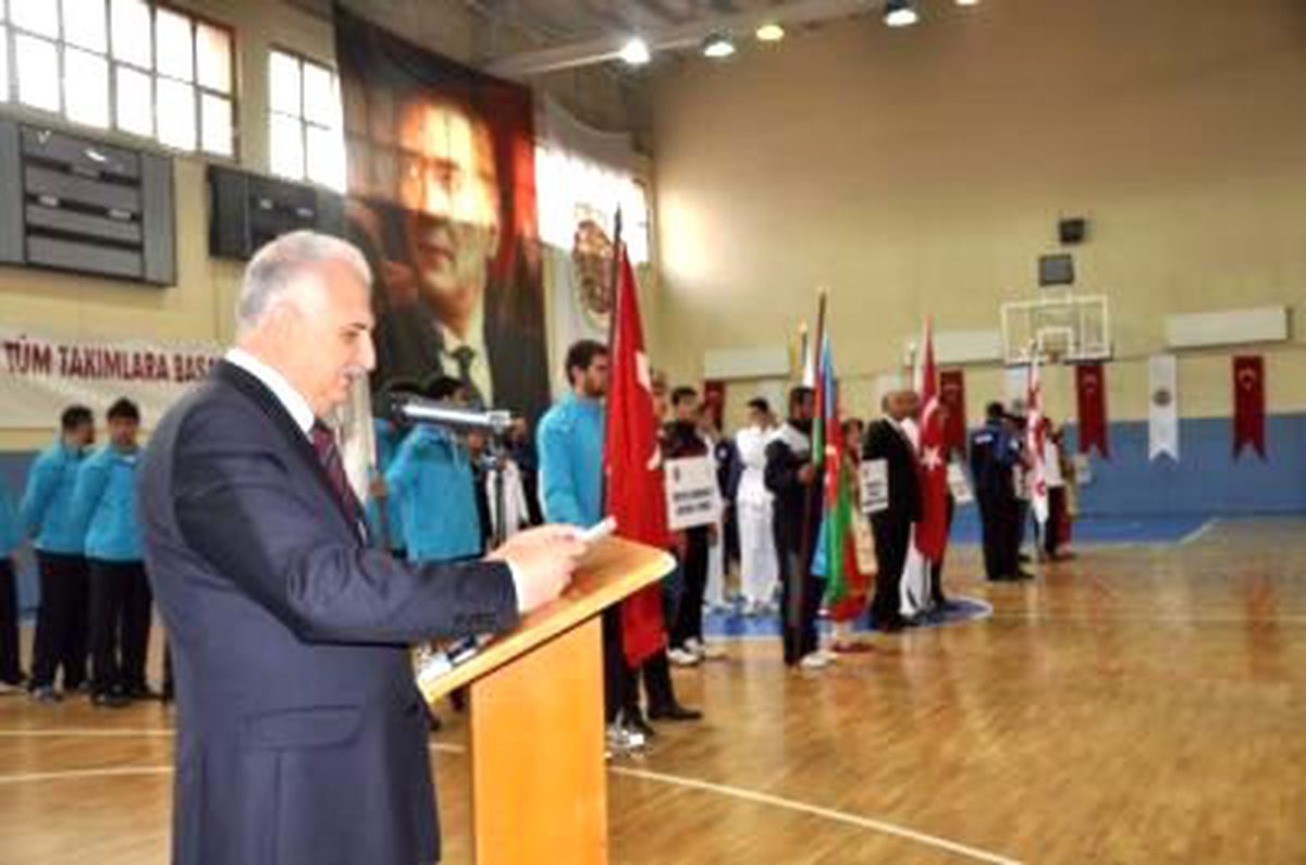 Uluslararası Spor Şenlikleri Başladı