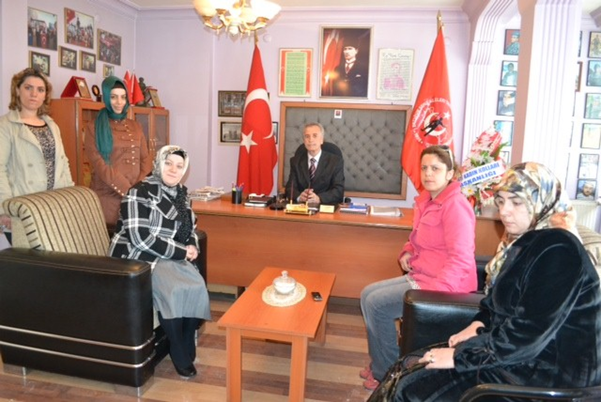 AK Parti Kadın Kolları Başkanı Demir\'den, Tetik\'e Ziyaret