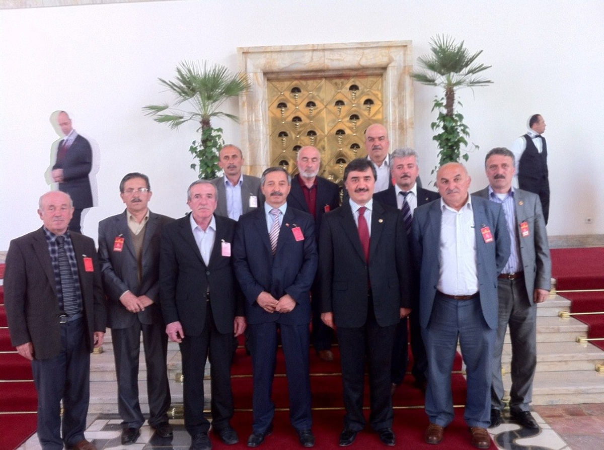 AK Parti'li Vekilden Belediyelere Uyarı
