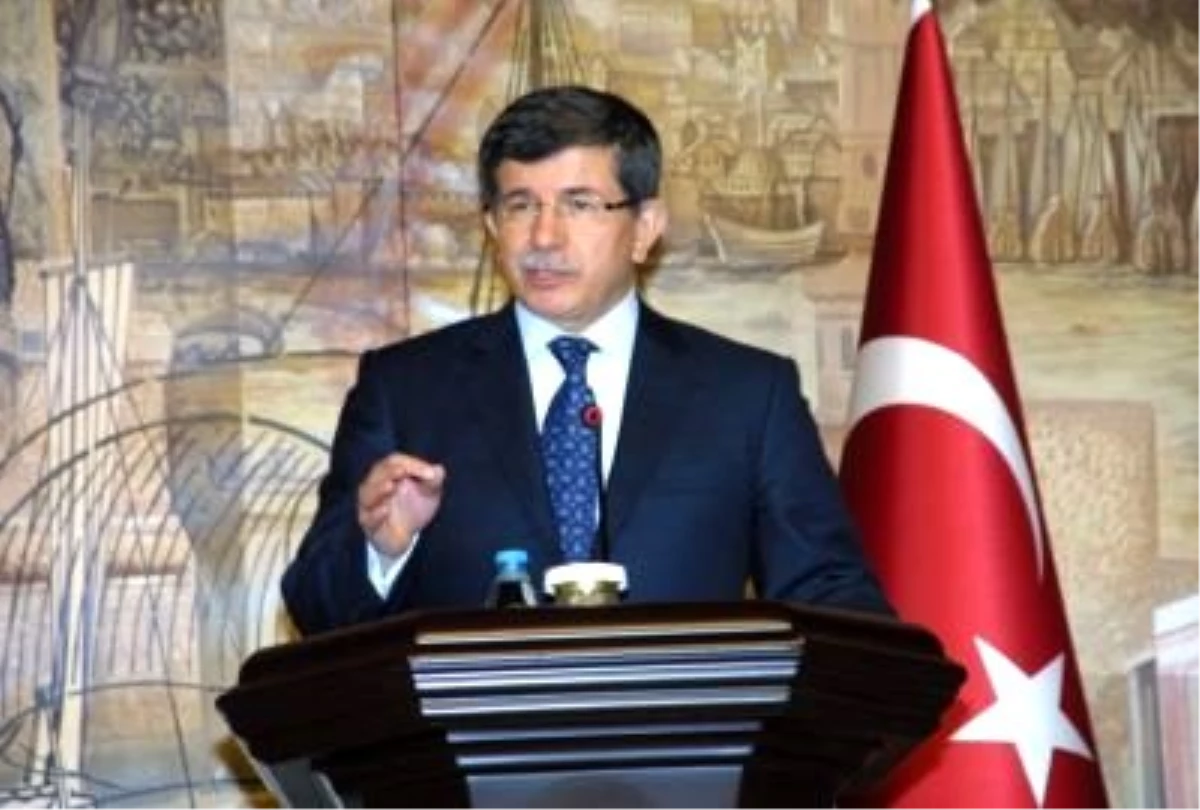 Bakan Davutoğlu, Muhammed Ömer El-Muhtar\'ı Kabul Etti