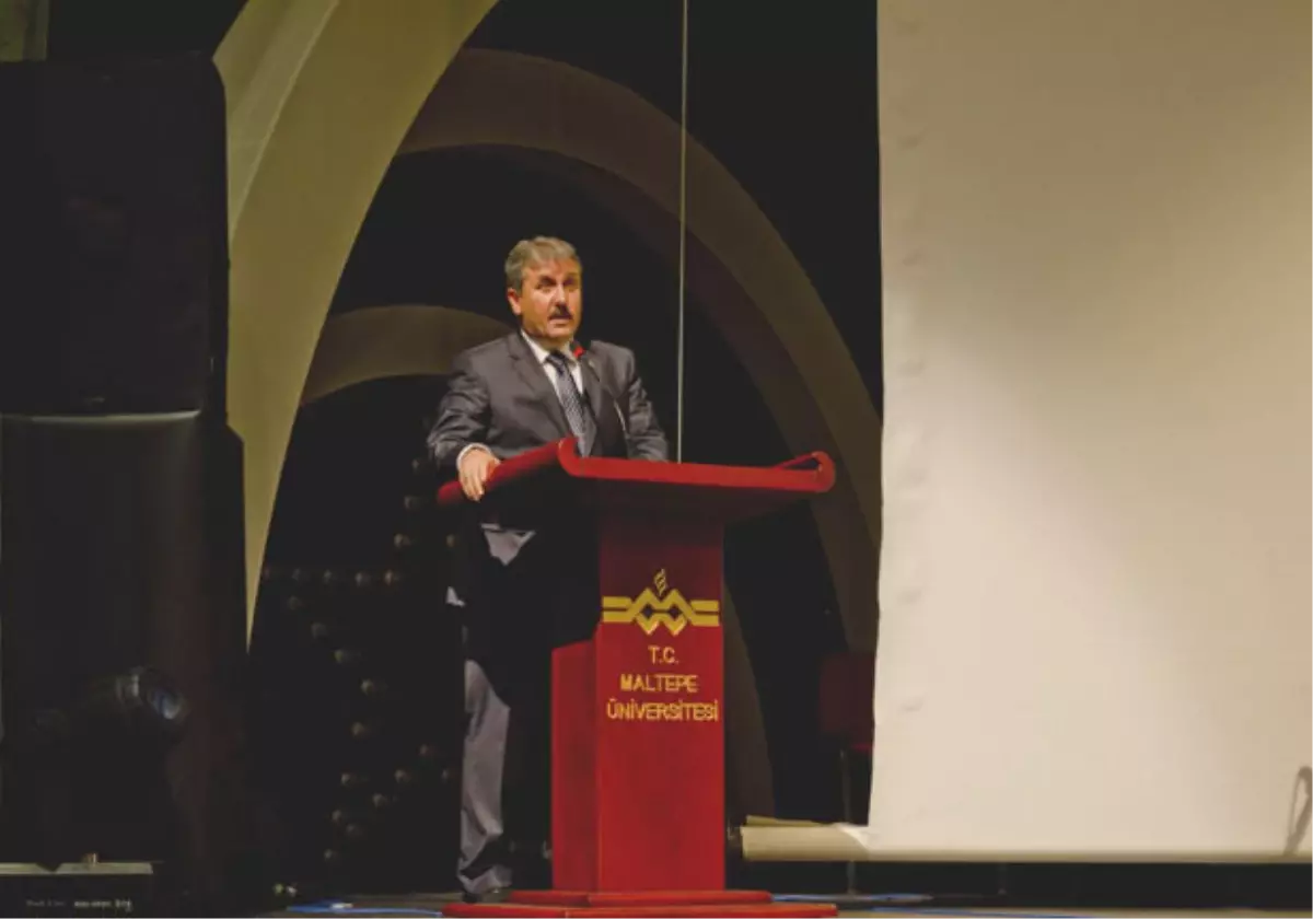 BBP Lideri Destici, Kutlu Doğum Haftası\'nda Üniversitelilerle Buluştu