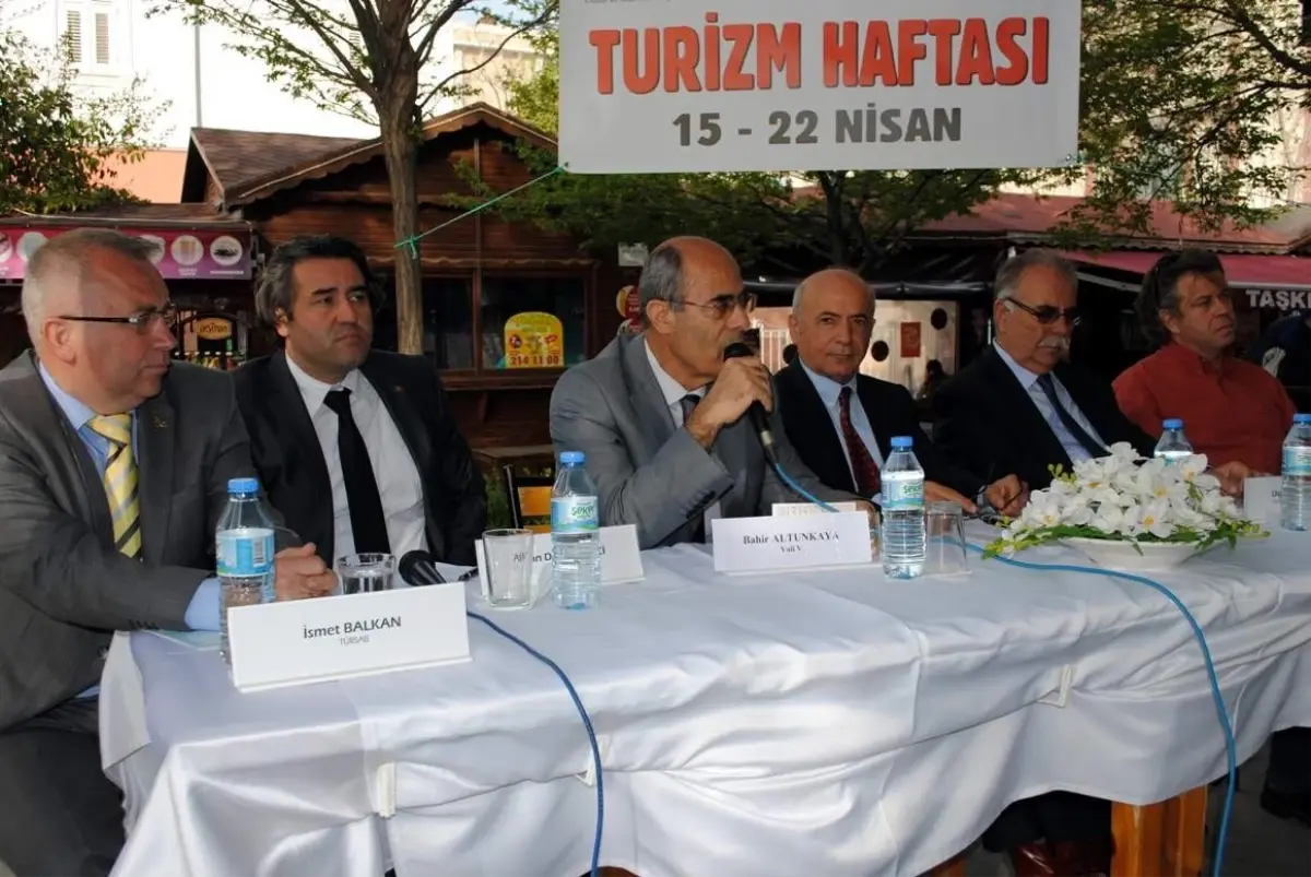 Çanakkale'de Turizmin ile Etkileri Tartışıldı