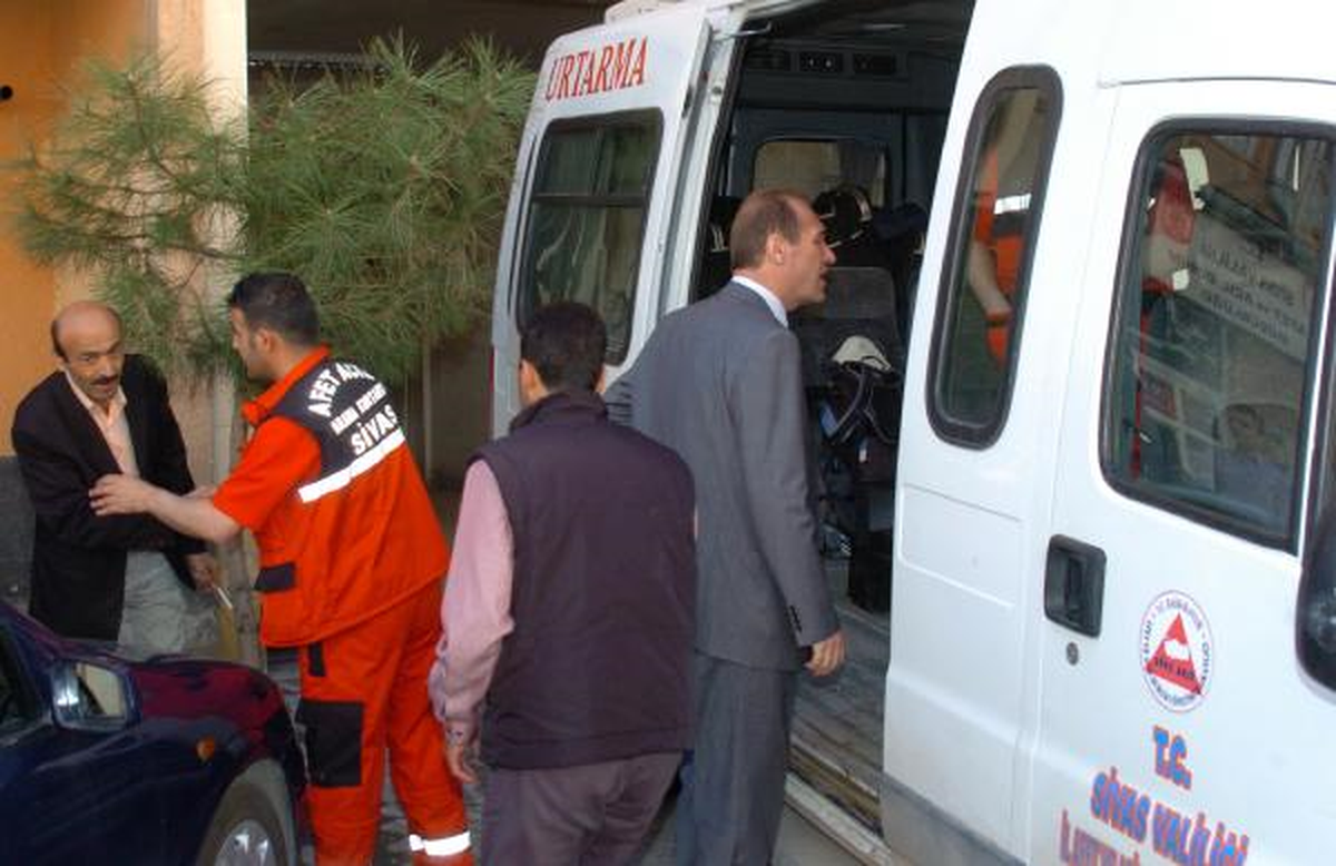 Çaycuma\'ya Sivas\'tan Arama Kurtarma Ekibi Gitti