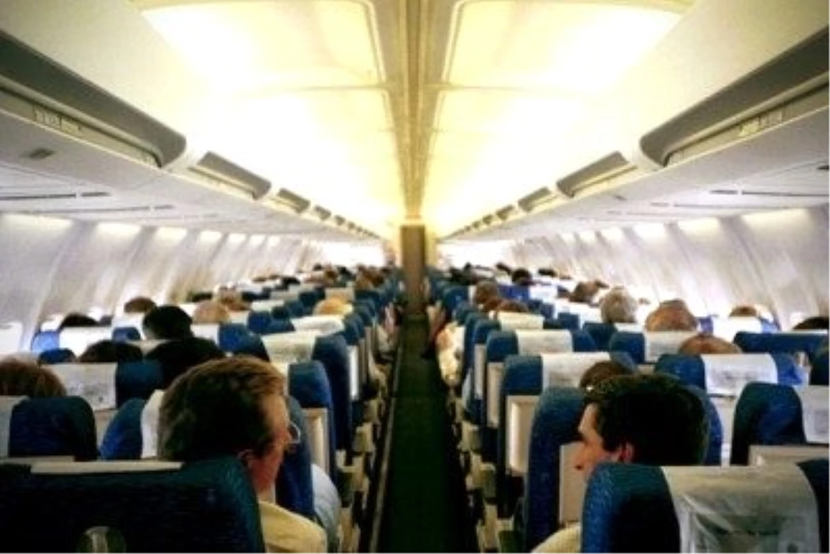 Delta Havayolları Uçağı Acil İniş Yaptı