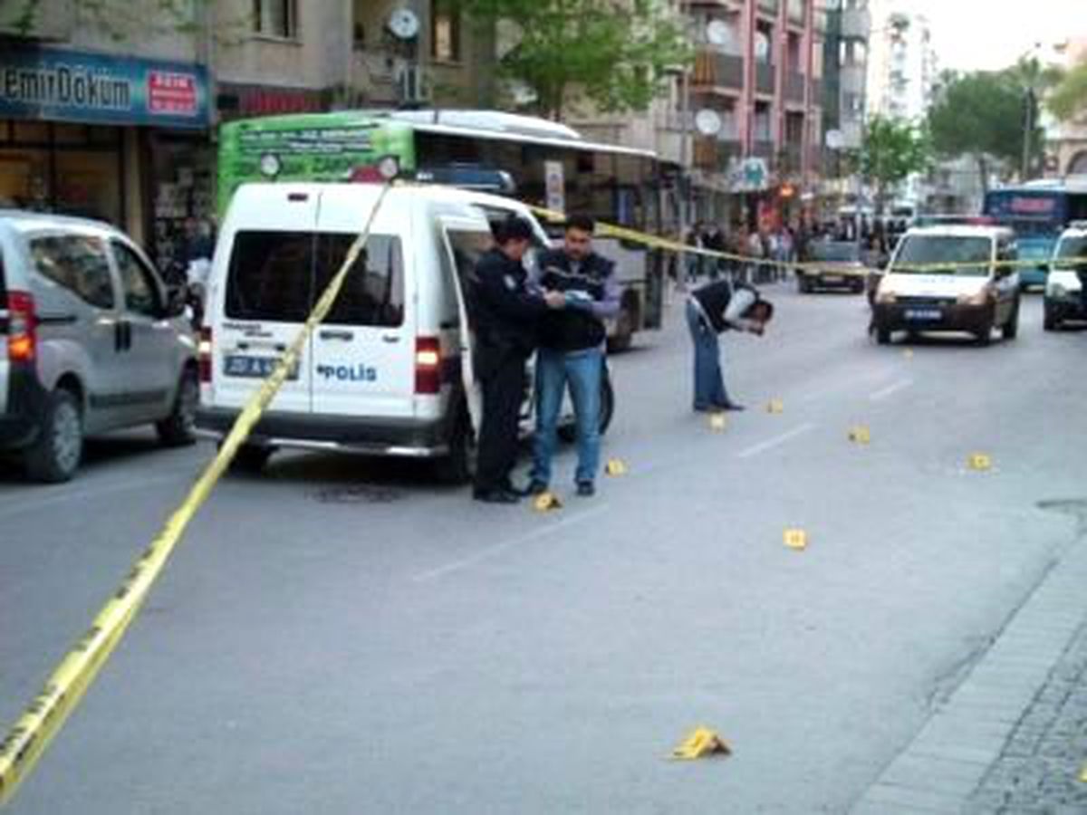 Denizli'de Silahlı Kavga: 4 Yaralı