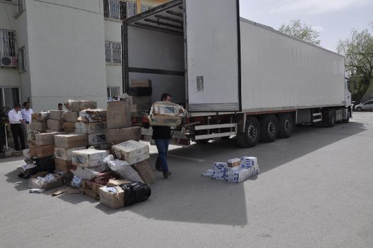 Eskişehir\'de Bir Tır Dolusu Kaçak Sigara Ele Geçirildi