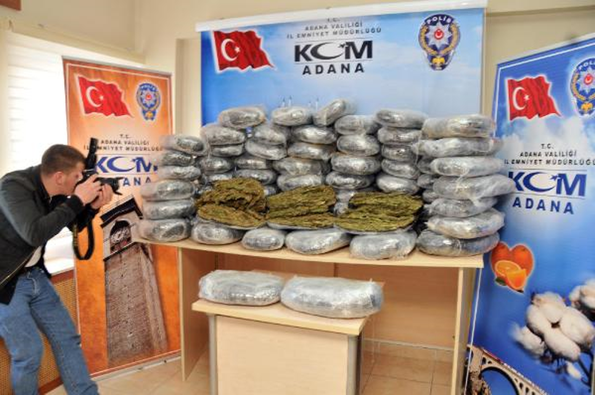 Evinde 194 Kilo Esrar Bulundu, \'Haberim Yok\' Dedi