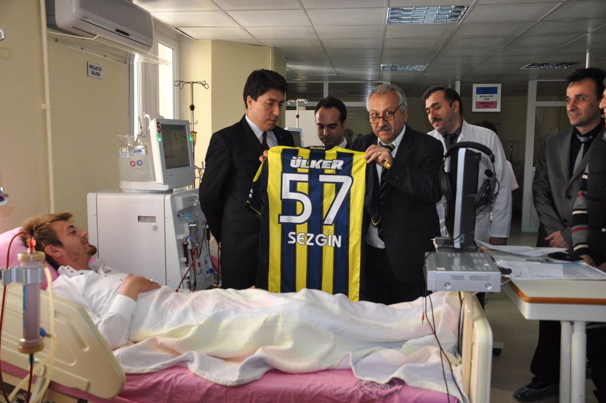 Fenerli Diyaliz Hastasını Duygulandıran Hediye