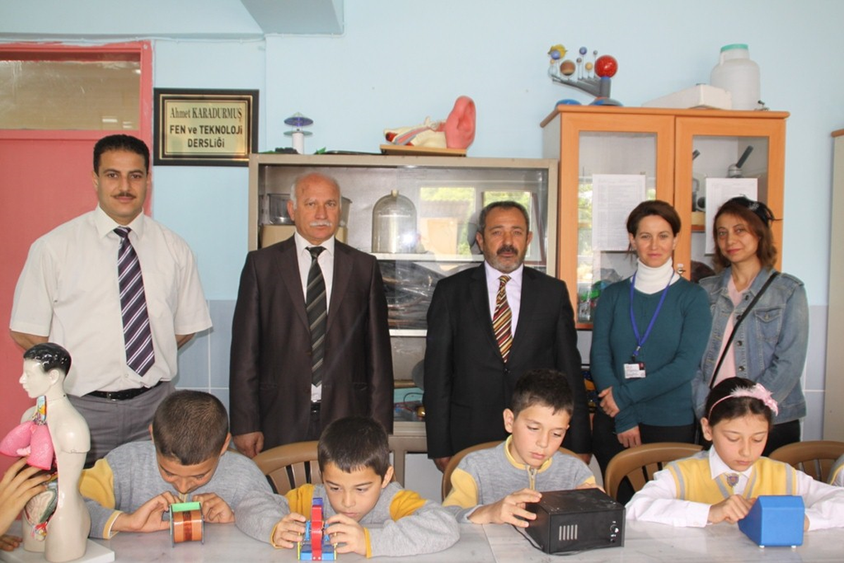 Hayırsever Gelinden Eğitime Destek