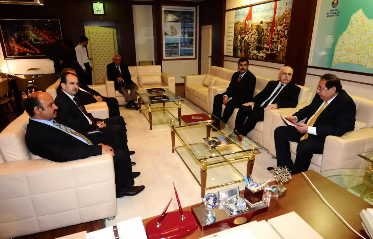 İl Müftüsü Melek ve Makina Mühendislerinden Başkan Özcan\'a Ziyaret
