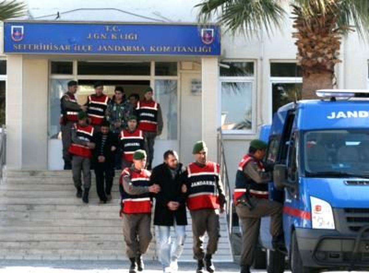 İstanbul\'da Kredi Kartı Dolandırıcılığı