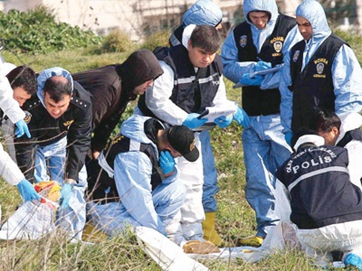 Mezarlıkta Bomba Araması