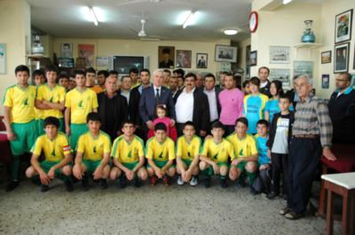 Milletvekili Bozkurt'tan Erdemlispor'a Ziyaret