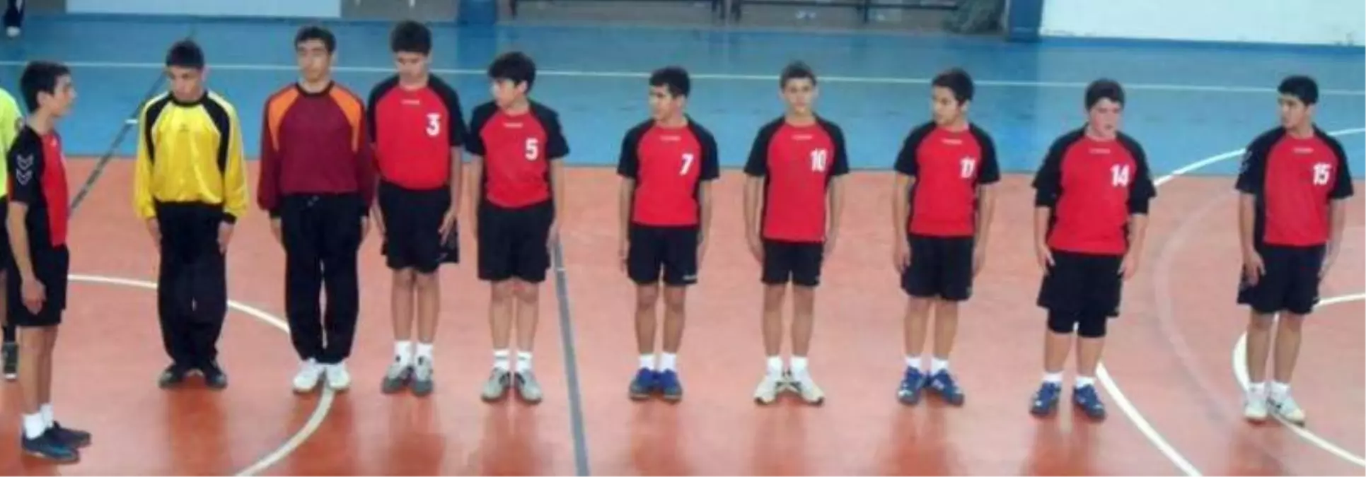 Özalp Hentbolde Türkiye Şampiyonluğuna Doğru