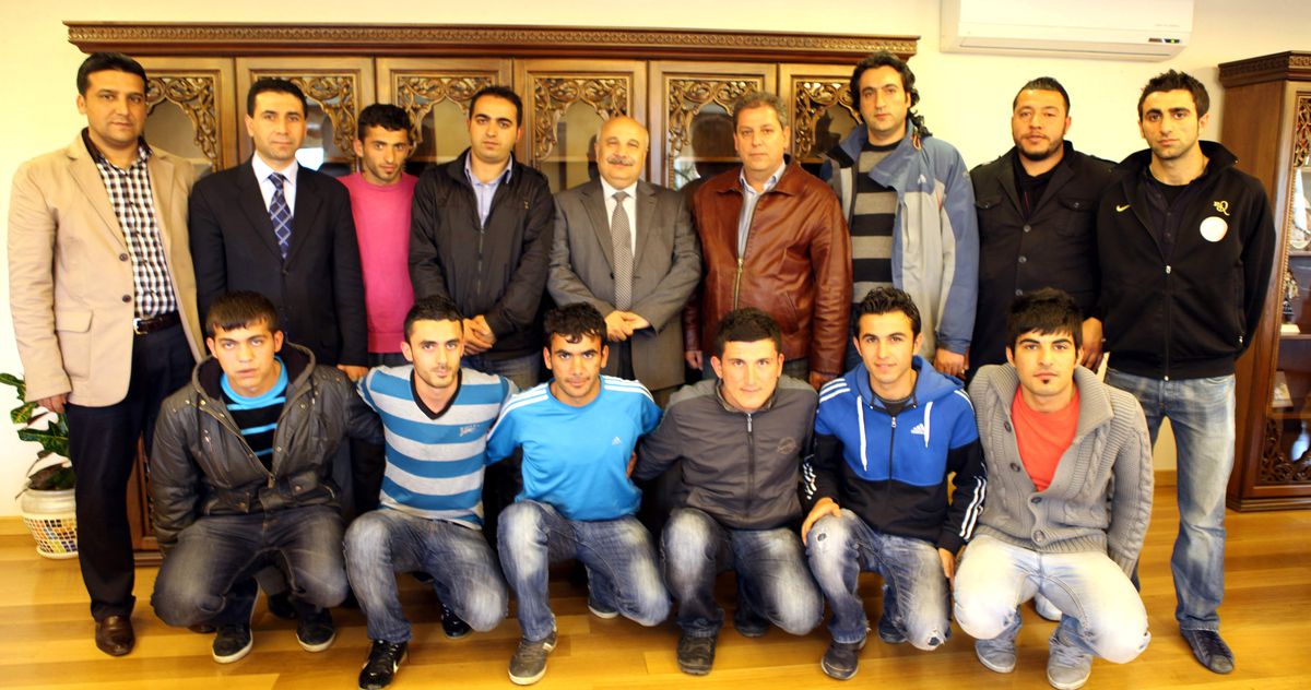 Rektör Gönüllü, Futsal Takımını Tebrik Etti